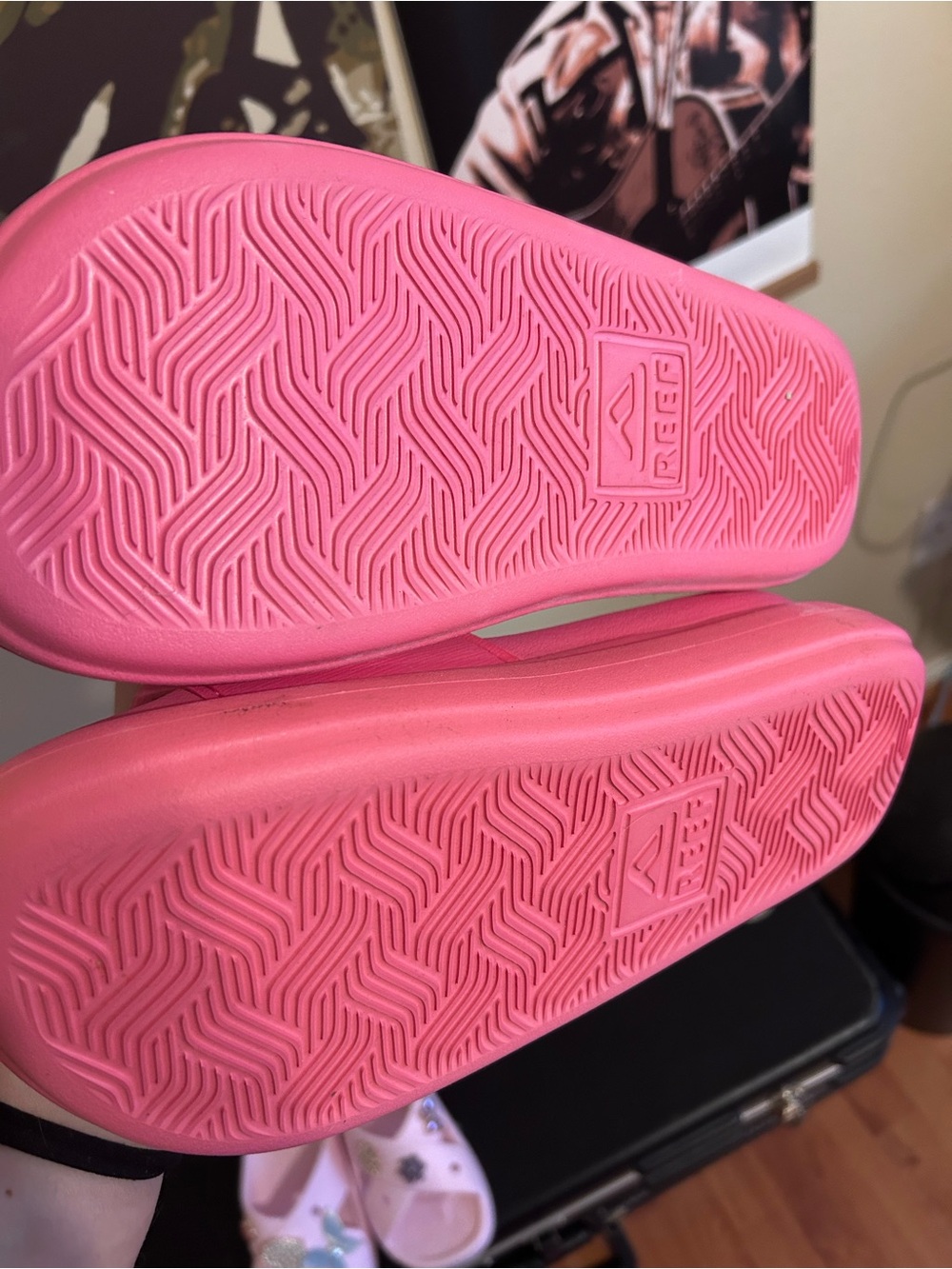 Reef pink slides (8) - Picture 3 of 4